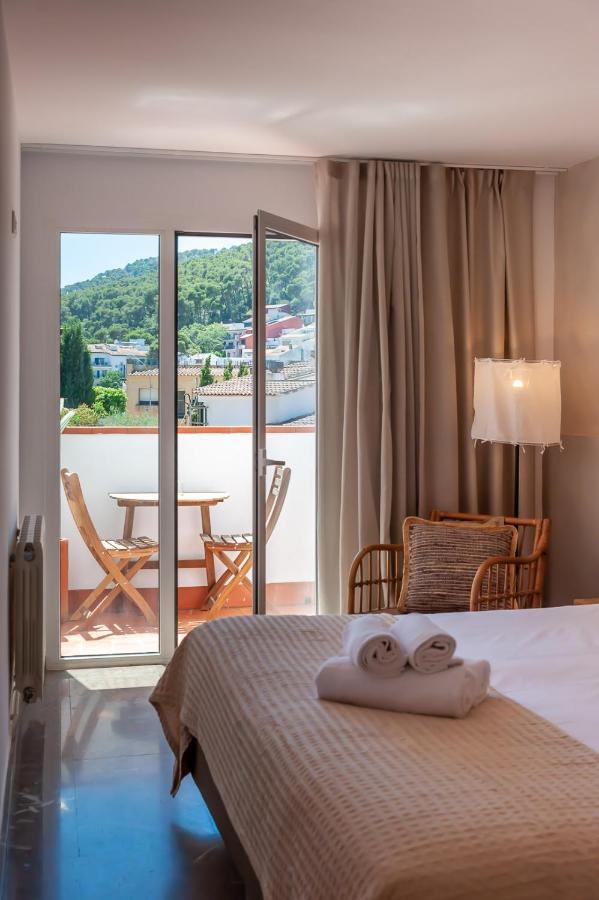 Hostal Es Niu De ตามาริว ภายนอก รูปภาพ